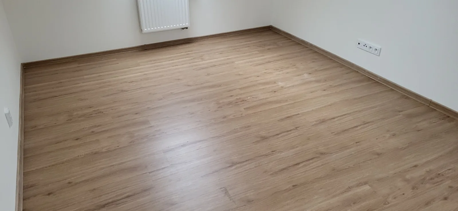 Pokládka vinylové podlahy